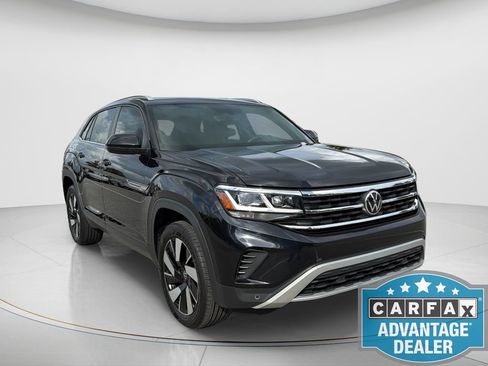 Used 2022 Volkswagen Atlas Cross Sport SE FWD image 3