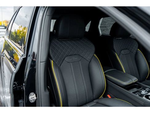 Used 2023 Bentley Bentayga Speed image 37