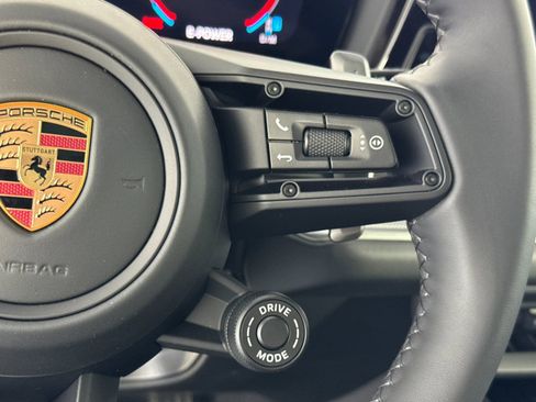 New 2026 Porsche Cayenne S image 30