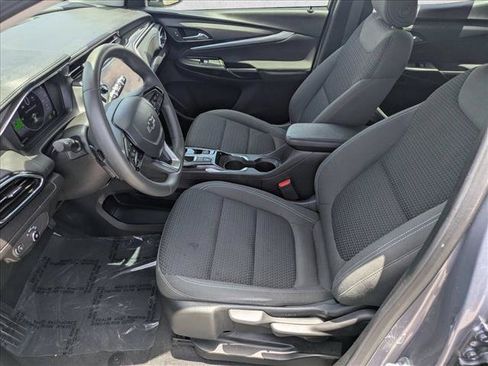 Used 2023 Chevrolet Bolt EUV LT w/ Driver Confidence Package FWD image 15