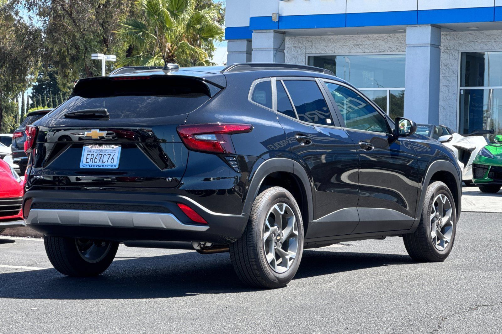 Used 2026 Chevrolet Trax LT w/ LT Convenience Package FWD image 5
