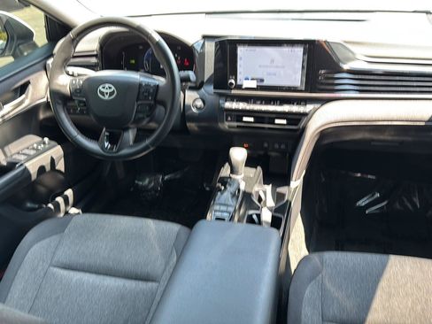 Used 2025 Toyota Camry LE w/ Convenience Package AWD/4WD image 23