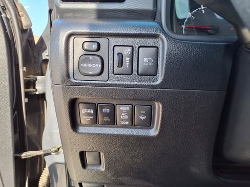 Used 2024 Toyota 4Runner SR5 AWD/4WD image 21