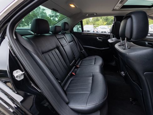 Used 2014 Mercedes-Benz E 250 BlueTEC 4MATIC Sedan image 39