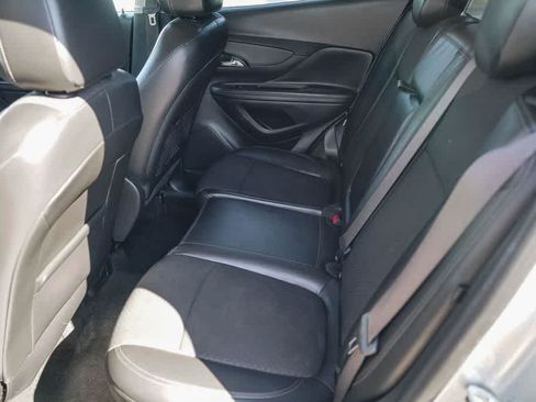 Used 2019 Buick Encore Sport Touring FWD image 17