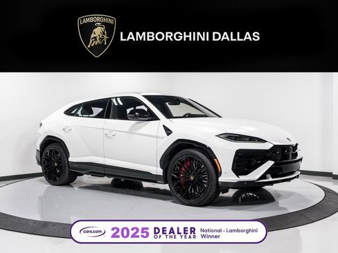 Used 2025 Lamborghini Urus SE image 1