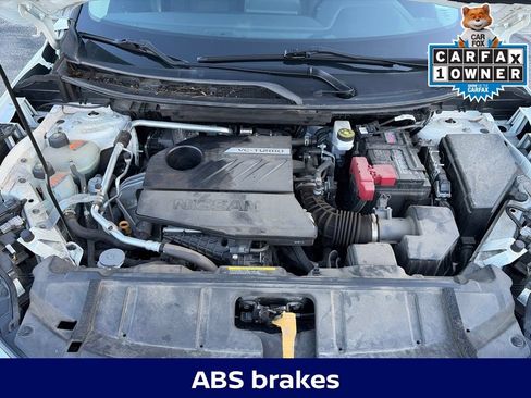 Used 2024 Nissan Rogue SV FWD image 9