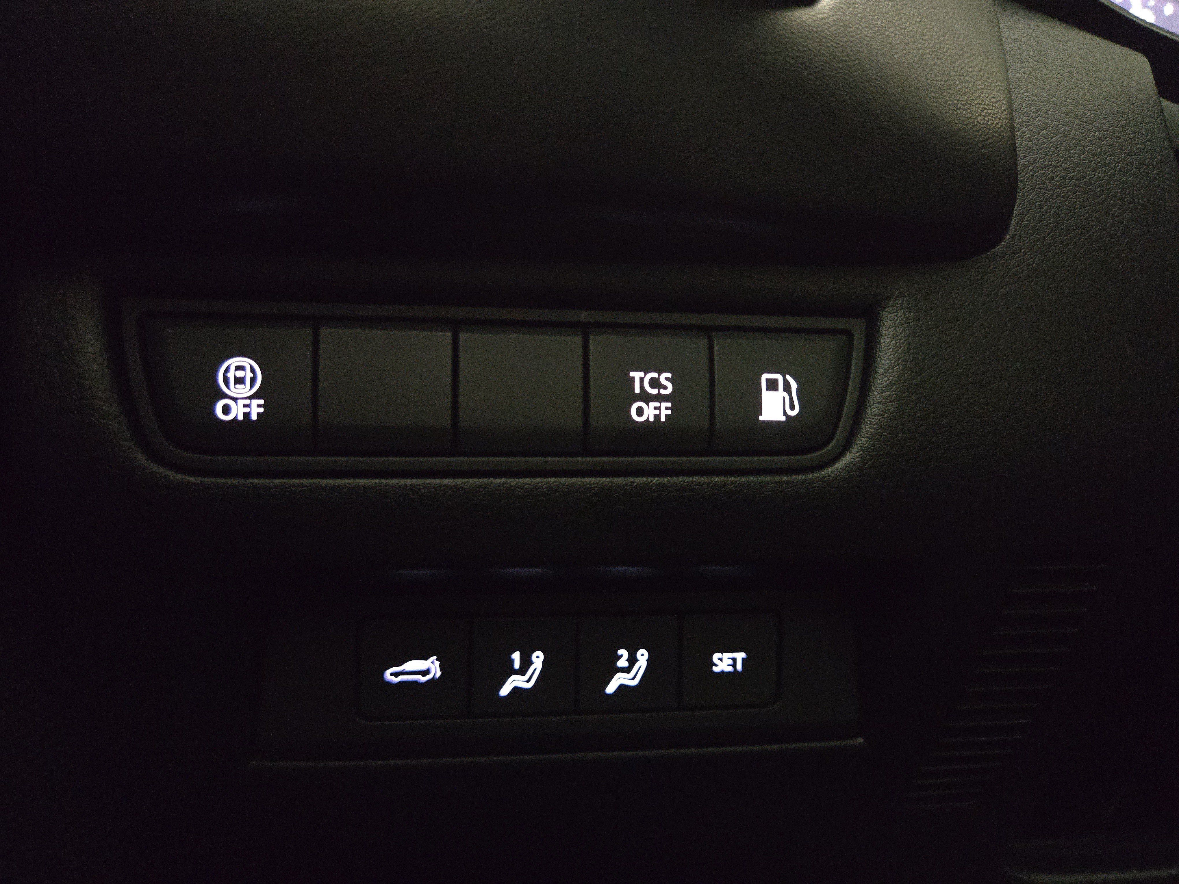 Certified 2025 MAZDA CX-50 AWD 2.5 Hybrid w/ Premium Pkg image 25