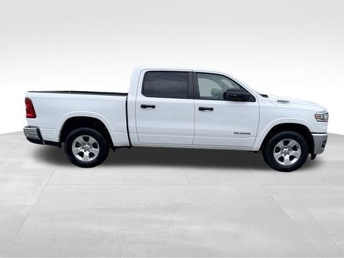 Used 2025 RAM 1500 Laramie image 4