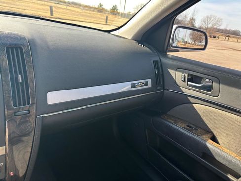 Used 2006 Cadillac STS V image 17