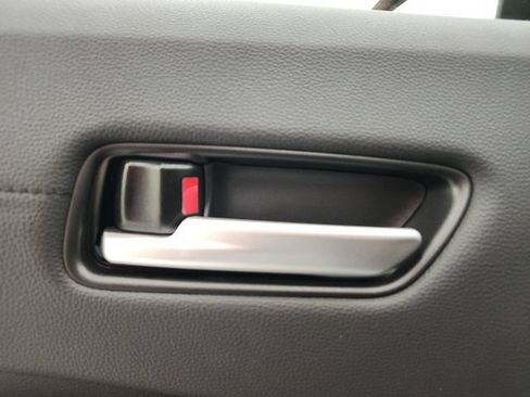 Used 2026 Toyota Corolla Cross XLE FWD image 44