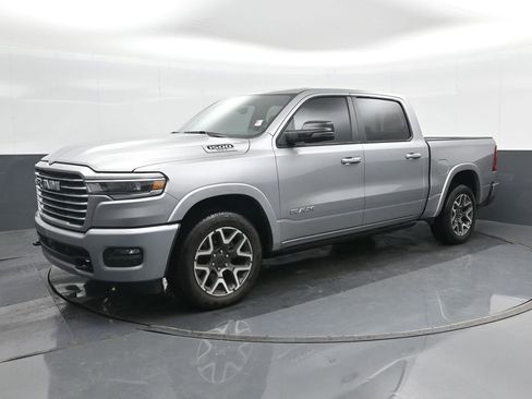 Used 2025 RAM 1500 Laramie w/ Laramie Southwest Edition AWD/4WD image 7