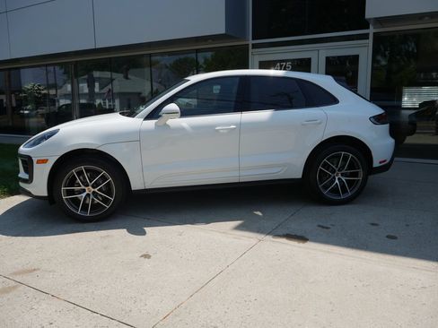 New 2026 Porsche Macan AWD/4WD image 2