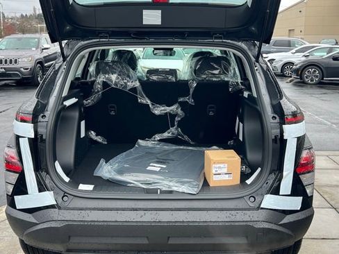 New 2026 Hyundai Kona SE AWD/4WD image 12