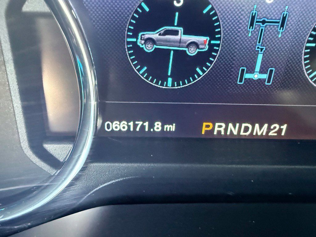 Used 2016 Ford F150 Lariat w/ Equipment Group 502A Luxury AWD/4WD image 28