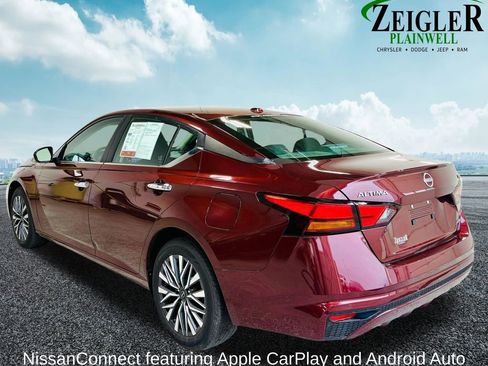 Used 2023 Nissan Altima 2.5 SV AWD/4WD image 5