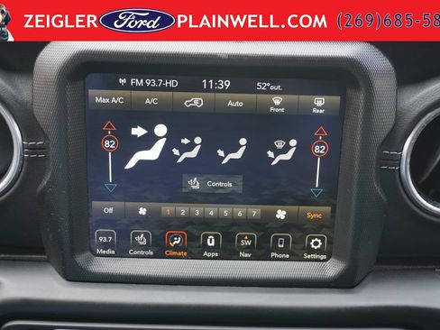 Used 2023 Jeep Wrangler Unlimited Sahara w/ Cold Weather Group AWD/4WD image 19