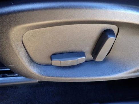 Used 2020 Jaguar E-PACE image 12