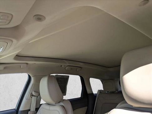 Used 2024 Lincoln Corsair Grand Touring w/ Equipment Group 301A image 22