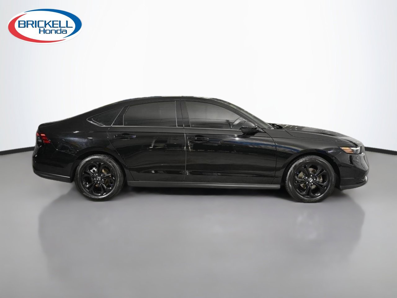 Used 2025 Honda Accord SE image 6