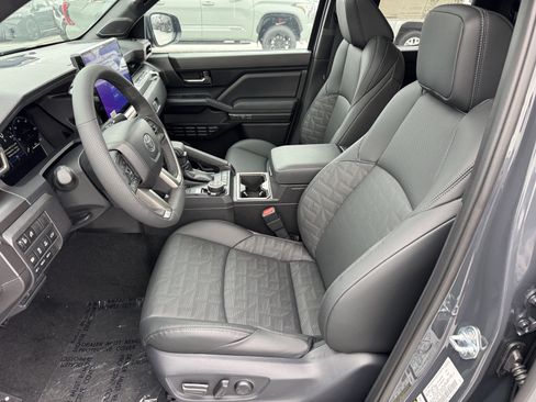 New 2026 Toyota Tacoma TRD Off-Road AWD/4WD image 2
