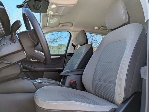 Used 2022 Ford Escape SE w/ Convenience Package image 13