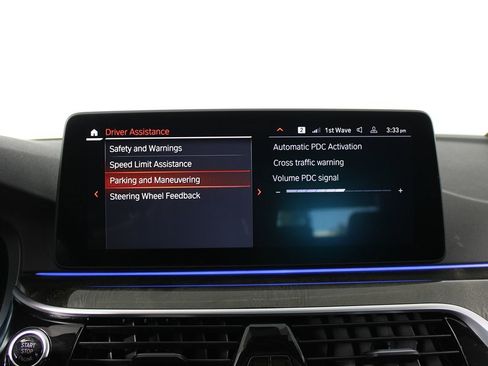 Used 2022 BMW 530i w/ M Sport Package image 15