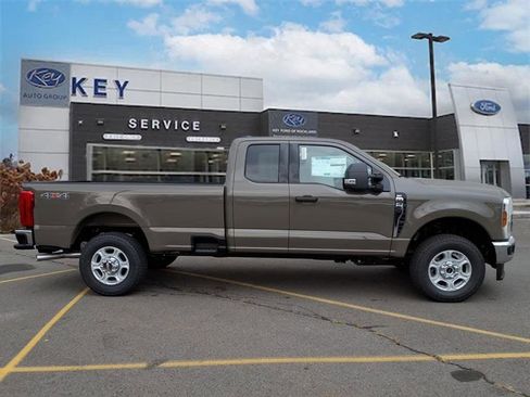 New 2026 Ford F350 XLT image 4