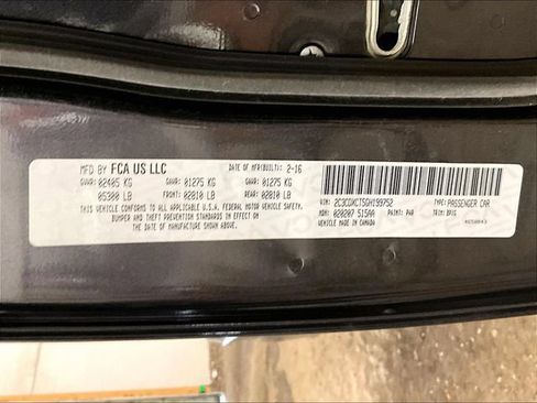 Used 2016 Dodge Charger R/T RWD image 32