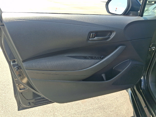 Used 2024 Toyota Corolla LE FWD image 12