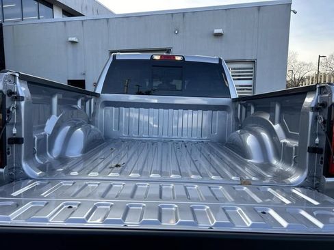 Used 2024 RAM 1500 Big Horn AWD/4WD image 16