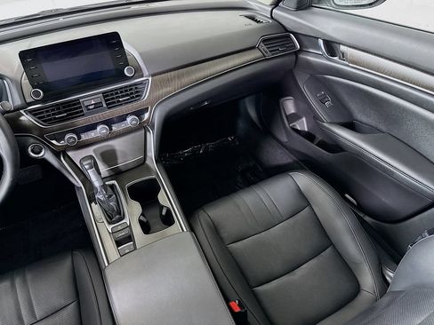 Used 2022 Honda Accord EX-L image 25