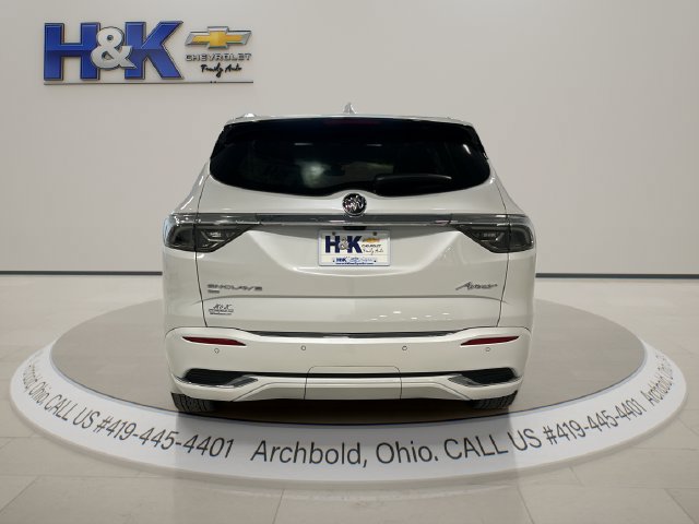 Used 2022 Buick Enclave Avenir w/ Avenir Technology Package AWD/4WD image 5