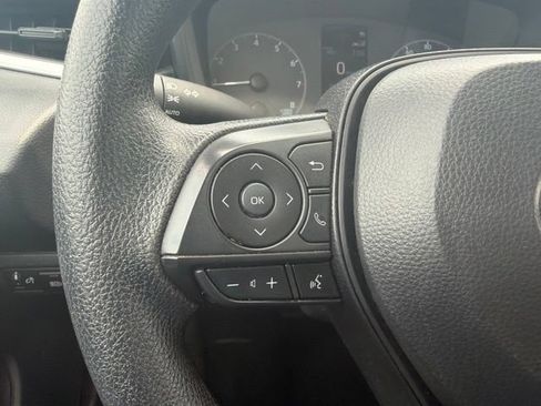 Used 2024 Toyota Corolla LE FWD image 37