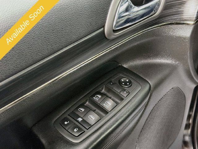 Used 2020 Jeep Grand Cherokee Limited X AWD/4WD image 18