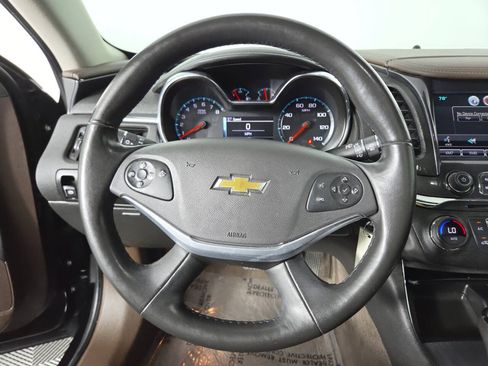 Used 2014 Chevrolet Impala LT FWD image 25