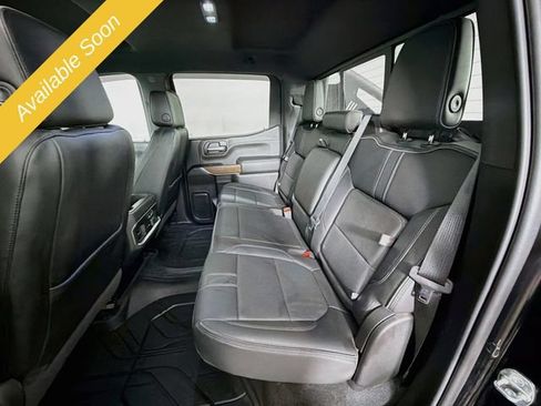 Used 2019 Chevrolet Silverado 1500 High Country w/ Technology Package AWD/4WD image 26