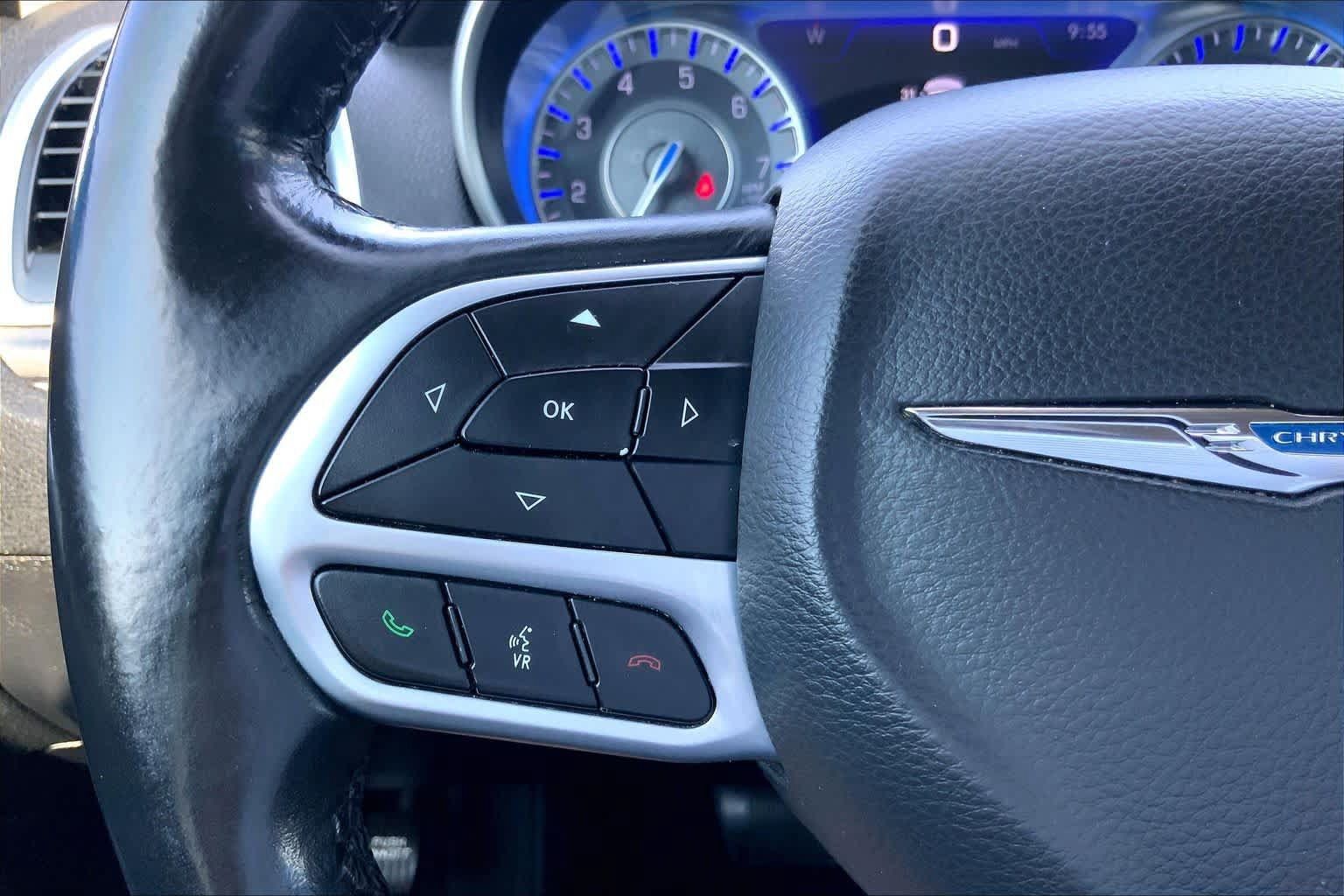 Used 2022 Chrysler 300 Touring w/ Sport Appearance Package RWD image 24