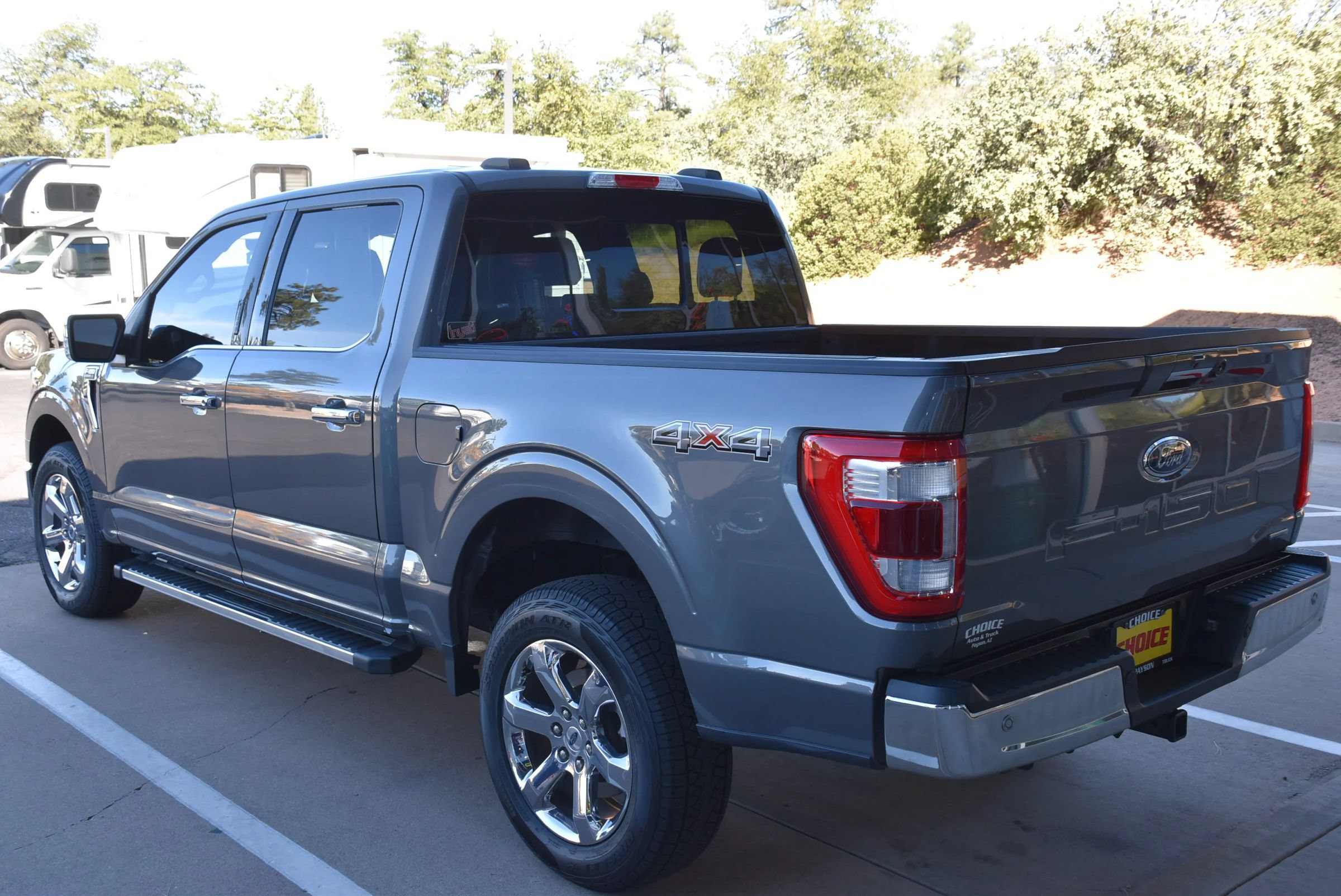 Used 2023 Ford F150 Lariat w/ Max Trailer Tow Package AWD/4WD image 3