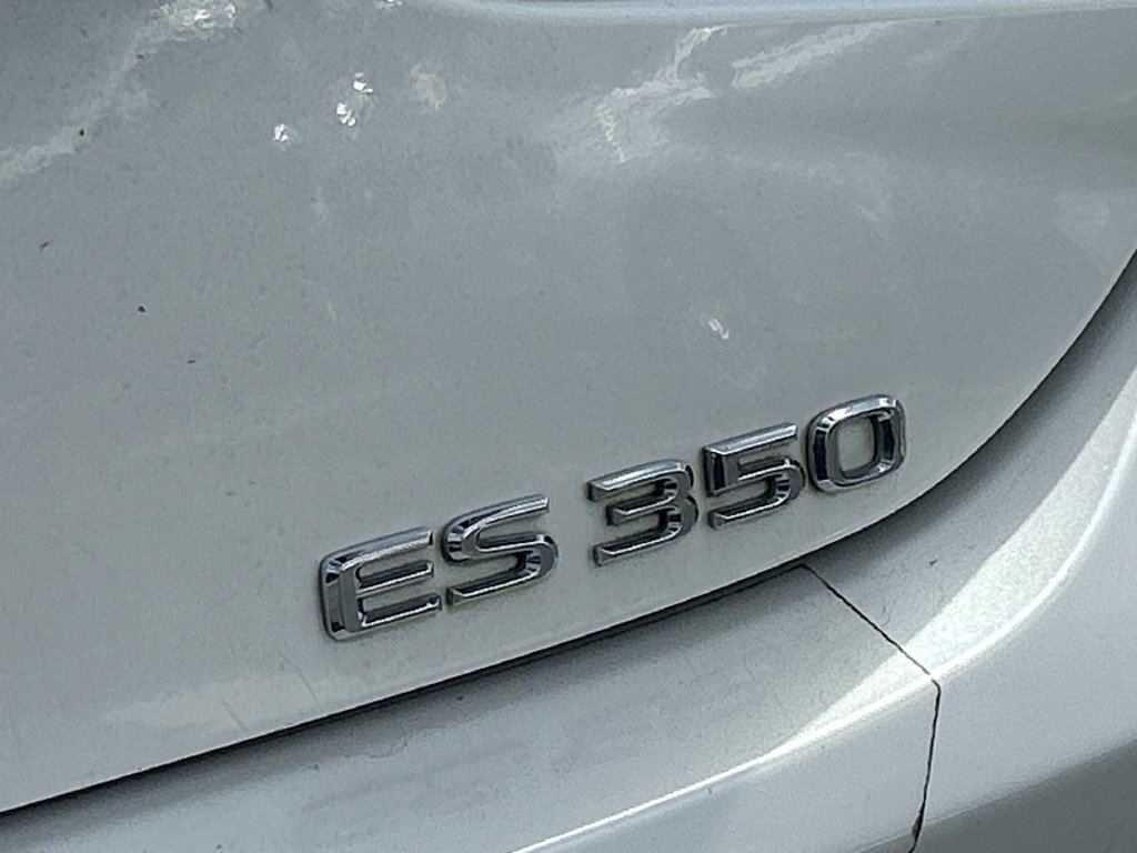 Used 2019 Lexus ES 350 w/ Premium Package FWD image 19