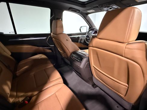 Used 2025 Cadillac Escalade Premium Luxury w/ Touring Package AWD/4WD image 57