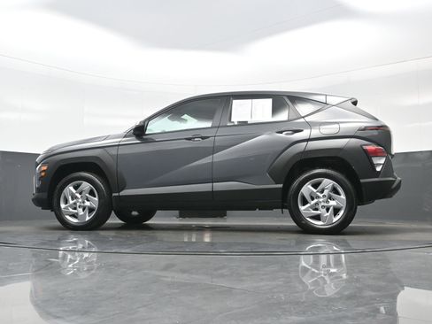 Used 2025 Hyundai Kona SE AWD/4WD image 26