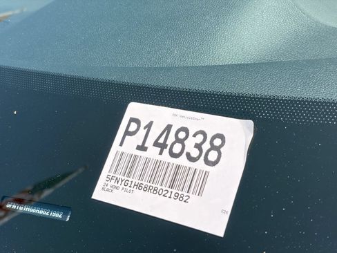Used 2024 Honda Pilot TrailSport image 30