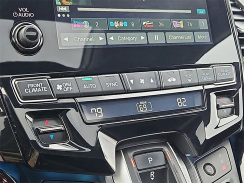 Certified 2023 Honda Odyssey Touring image 15