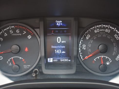 Used 2023 Toyota Tacoma SR image 19