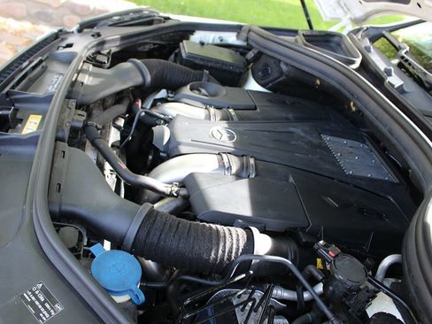 Used 2015 Mercedes-Benz GL 550 4MATIC image 59