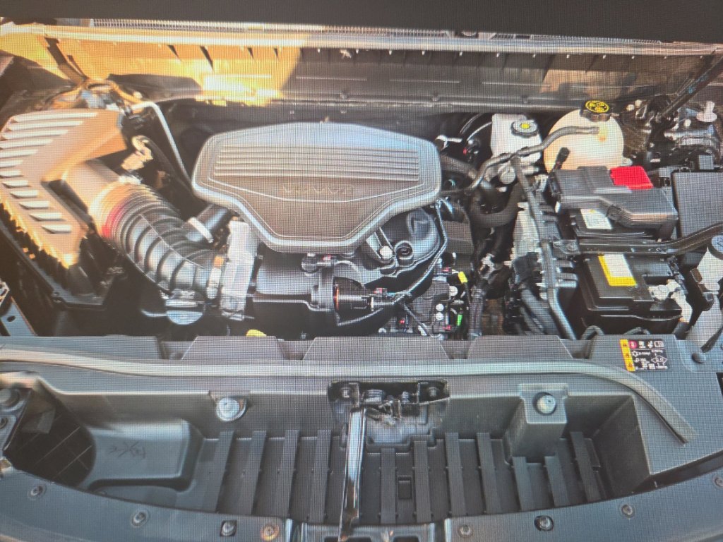 Used 2023 GMC Acadia SLT w/ Elevation Edition AWD/4WD image 17