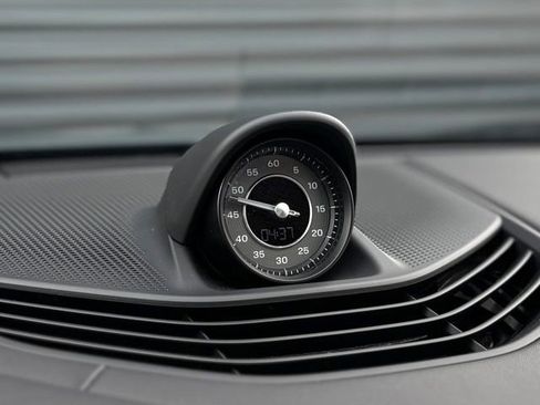 Used 2021 Porsche Taycan Turbo S image 27