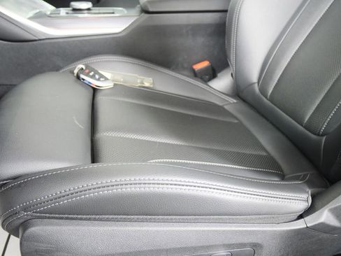 Certified 2026 BMW M440i Coupe image 9