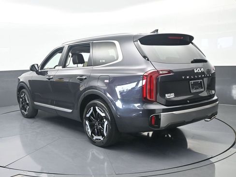 Used 2025 Kia Telluride S FWD image 4